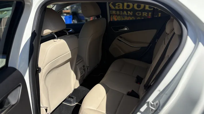 2017 MERCEDES-BENZ  GLA250-4MATIC