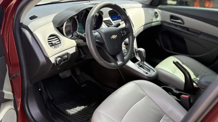 2012 CHEVROLET Cruze 2LS