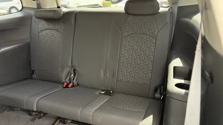 2011 GMC Acadia SLE 1