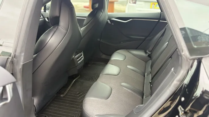 2017 TESLA Model S