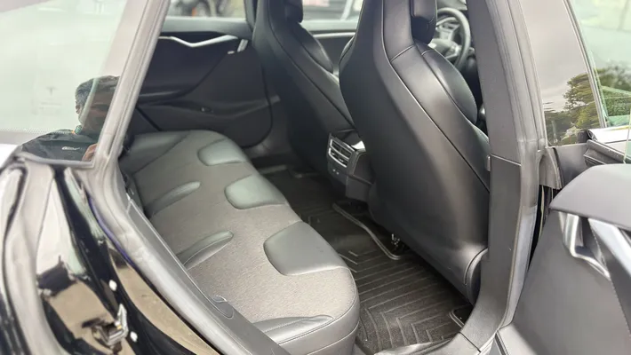 2017 TESLA Model S