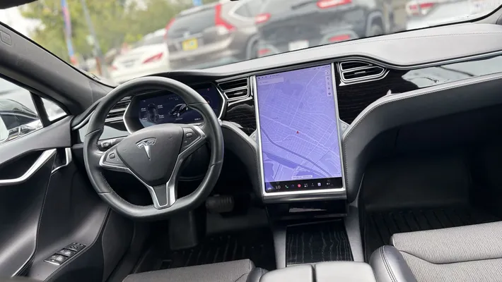 2017 TESLA Model S