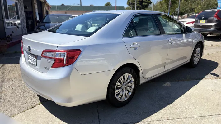 2014 TOYOTA Camry Hybrid