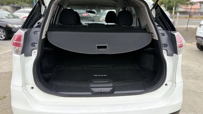2015 NISSAN Rogue