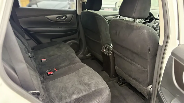 2015 NISSAN Rogue