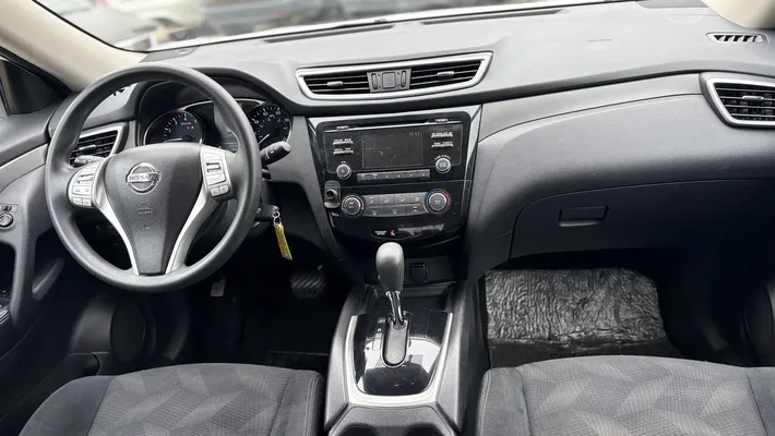 2015 NISSAN Rogue
