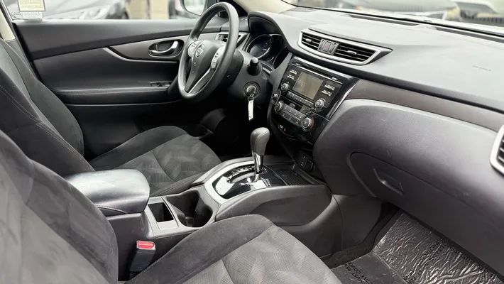 2015 NISSAN Rogue