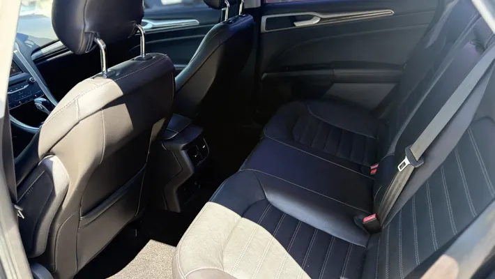 2013 FORD Fusion SE Hybrid