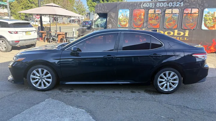 2019 TOYOTA Camry 