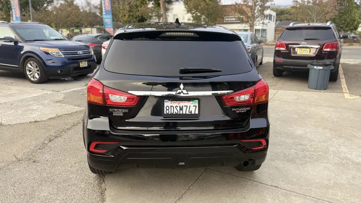 2018 MITSUBISHI Outlander Sport