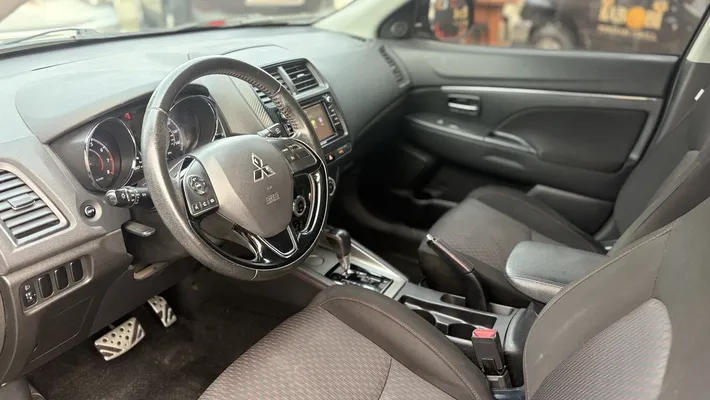 2018 MITSUBISHI Outlander Sport