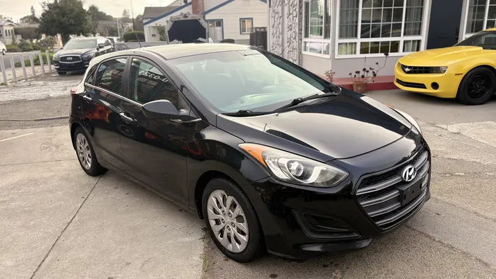 2016 HYUNDAI Elantra GT Hatchback 4D