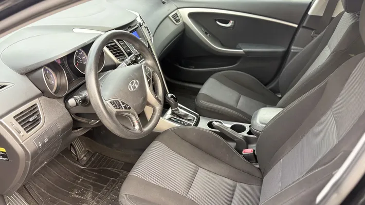2016 HYUNDAI Elantra GT Hatchback 4D