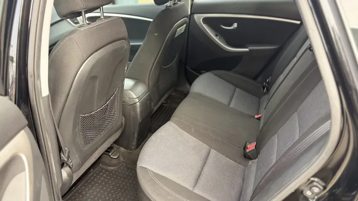 2016 HYUNDAI Elantra GT Hatchback 4D