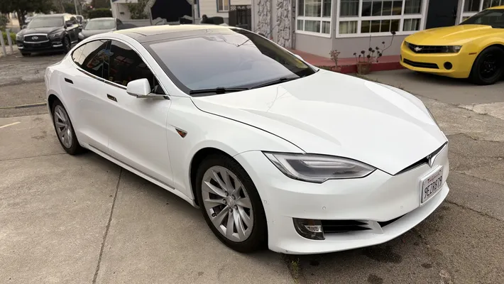 2016 TESLA Model S AWD