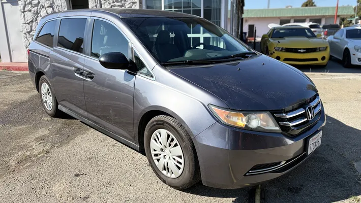 2016 HONDA Odyssey LX