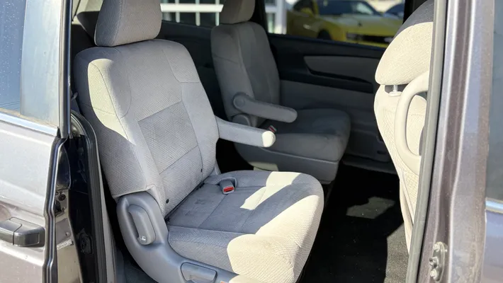 2016 HONDA Odyssey LX